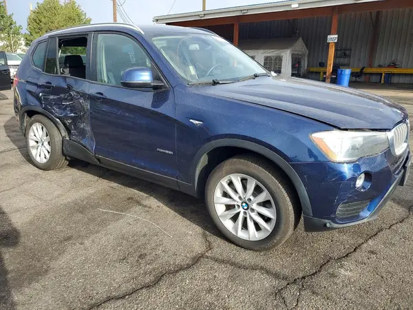 5UXWX9C51H0T03073 — 2017 BMW X3, фото 4 с аукциона Copart 06.10.2026, Боковая часть