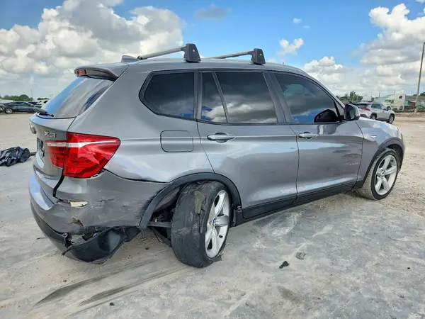5UXWX9C36H0T19171 — 2017 BMW X3, фото 3 с аукциона Copart, Задняя часть