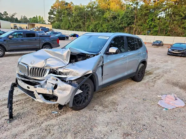 5UXWX7C39H0U43438 — 2017 BMW X3, Передняя часть (Front End), фото до ремонта