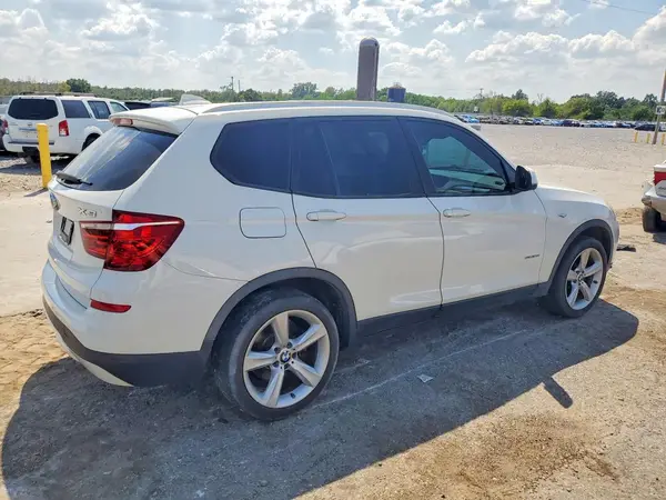 5UXWZ7C32H0V86998 — 2017 BMW X3, фото 3 с аукциона Copart 01.10.2026, Естественный износ