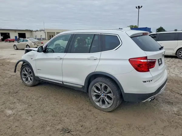 5UXWX9C30H0W71601 — 2017 BMW X3, фото 2 с аукциона Copart, Передняя часть