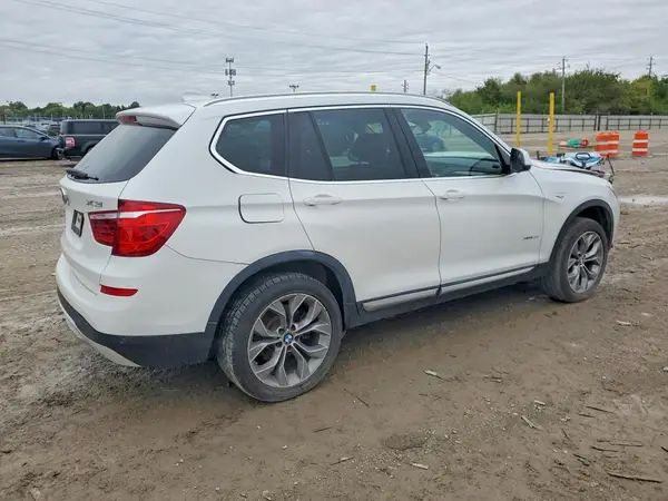 5UXWX9C30H0W71601 — 2017 BMW X3, фото 3 с аукциона Copart, Передняя часть
