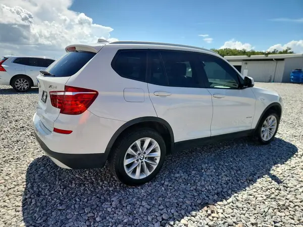 5UXWZ7C38H0X39058 — 2017 BMW X3, фото 3 с аукциона Copart 13.10.2026, Мелкие вмятины и царапины