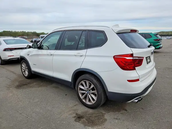 5UXWX9C32H0W69784 — 2017 BMW X3, фото 2 с аукциона Copart 05.10.2026, Передняя часть