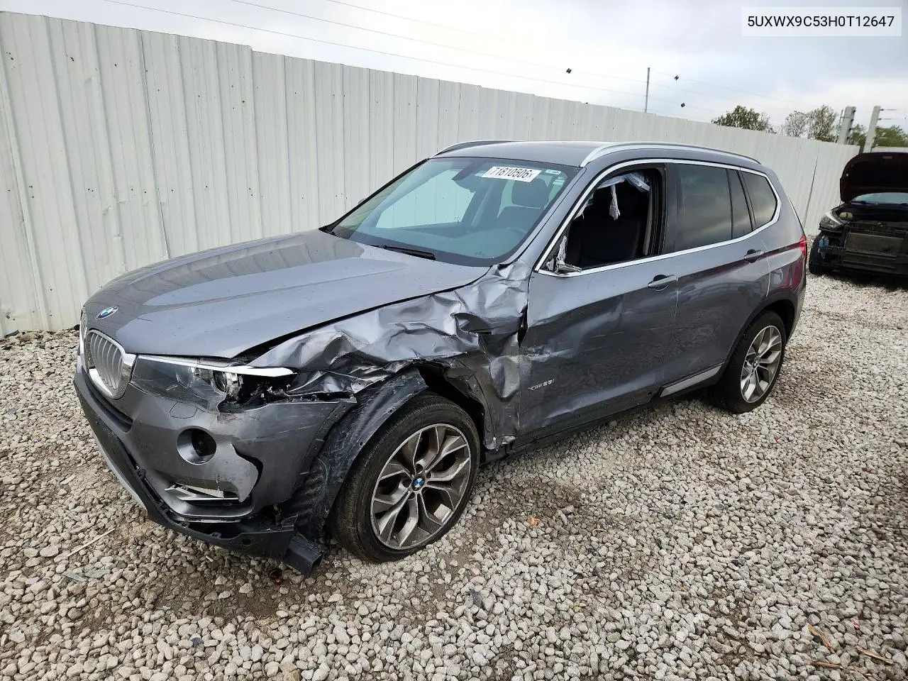 2017 BMW X3 xDrive28I VIN 5UXWX9C53H0T12647 фото 1