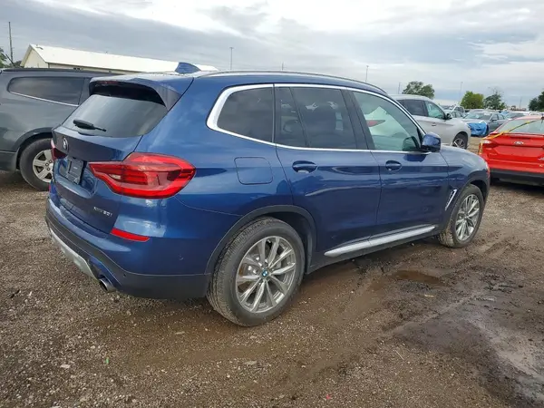 5UXTR9C56JLD69493 — 2018 BMW X3, фото 3 с аукциона Copart, Передняя часть
