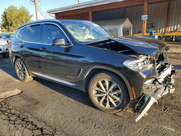 5UXTR9C51JLC75215 — 2018 BMW X3, фото 4 с аукциона Copart 06.10.2026, Передняя часть