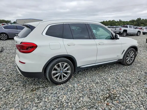 5UXTR9C54JLD66687 — 2018 BMW X3, фото 3 с аукциона Copart, Передняя часть