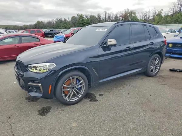 5UXTS3C59K0Z07718 — 2019 BMW X3, Подтопление (Water/Flood), фото до ремонта