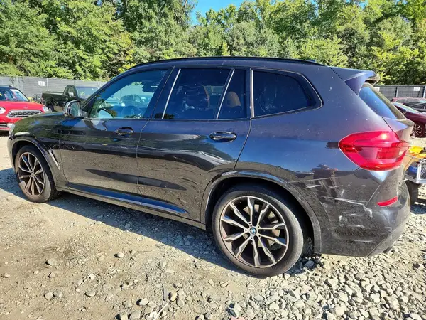 5UXTS3C58K0Z10495 — 2019 BMW X3, фото 2 с аукциона Copart 06.10.2026, Мелкие вмятины и царапины
