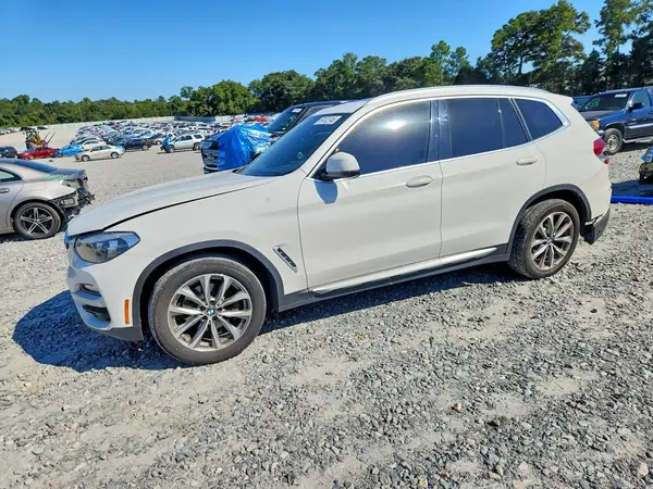 5UXTR7C52KLE88647 — 2019 BMW X3, Задняя часть (Rear End), фото до ремонта