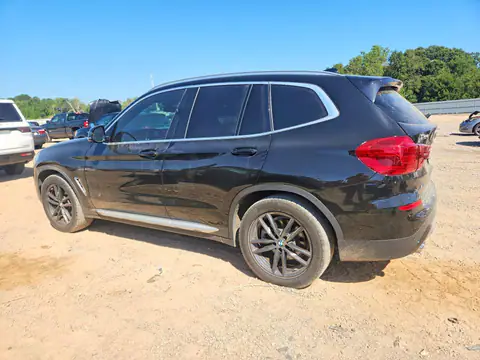 5UXTR7C59KLF31929 — 2019 BMW X3, фото 2 с аукциона Copart 06.10.2026, Мелкие вмятины и царапины