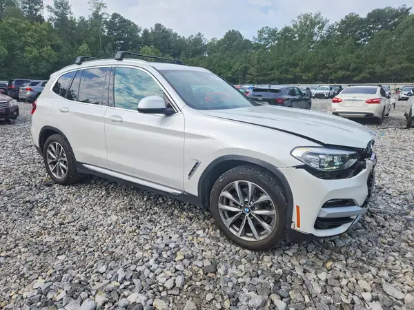 5UXTR7C58KLF37740 — 2019 BMW X3, фото 4 с аукциона Copart, Передняя часть