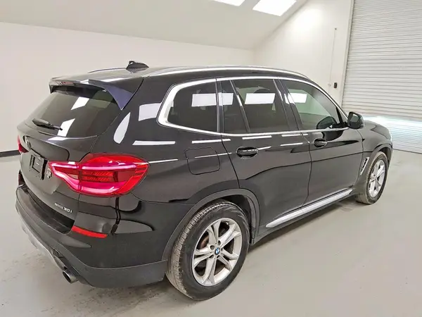 5UXTY3C03M9D85107 — 2021 BMW X3, фото 3 с аукциона Copart 02.10.2026, Мелкие вмятины и царапины