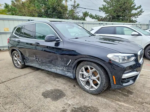 5UXTY5C08M9F12607 — 2021 BMW X3, фото 4 с аукциона Copart, Боковая часть