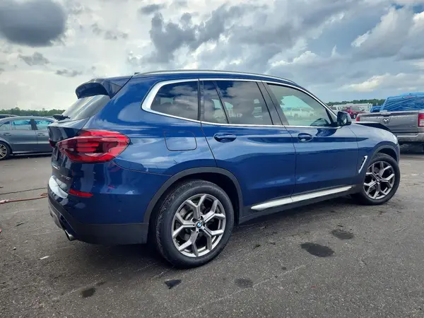 5UXTY3C02M9G13596 — 2021 BMW X3, фото 3 с аукциона Copart 07.10.2026, Передняя часть