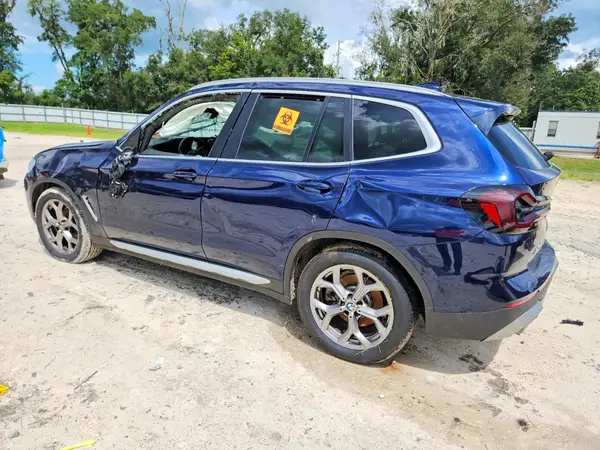 5UX53DP00N9K32495 — 2022 BMW X3, фото 2 с аукциона Copart 10.10.2026, Повреждения со всех сторон