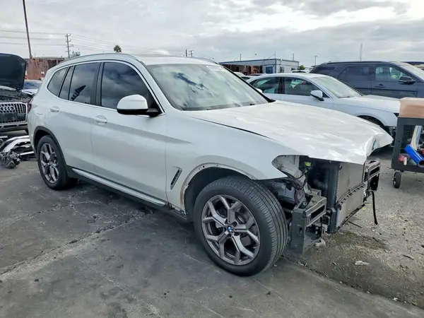 5UX43DP04N9J01792 — 2022 BMW X3, фото 4 с аукциона Copart, Передняя часть