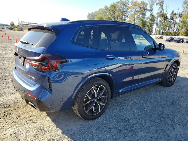 WBX57DP05RN298711 — 2024 BMW X3, фото 3 с аукциона Copart 28.09.2026, Мелкие вмятины и царапины
