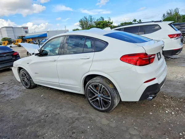 5UXXW5C59G0N92783 — 2016 BMW X4, фото 2 с аукциона Copart, Передняя часть