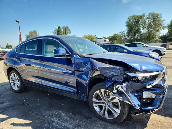 5UXXW3C31H0T79833 — 2017 BMW X4, фото 4 с аукциона Copart 06.10.2026, Передняя часть