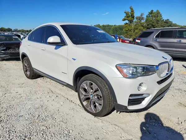 5UXXW3C57J0T81741 — 2018 BMW X4, фото 4 с аукциона Copart, Мелкие вмятины и царапины