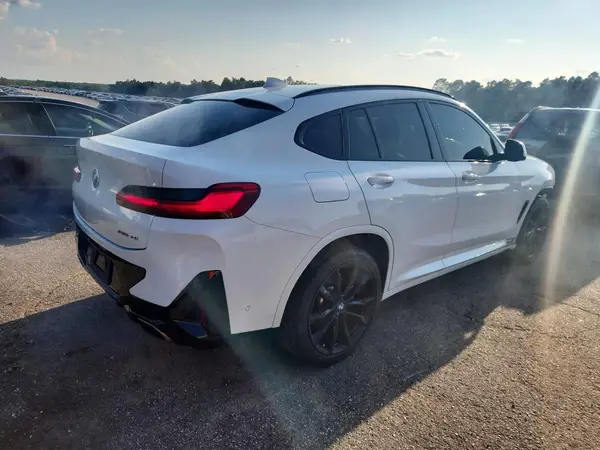5UX33DT01N9L25720 — 2022 BMW X4, фото 3 с аукциона Copart 12.10.2026, Передняя часть