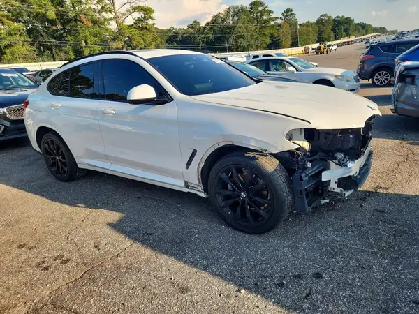 5UX33DT01N9L25720 — 2022 BMW X4, фото 4 с аукциона Copart 12.10.2026, Передняя часть