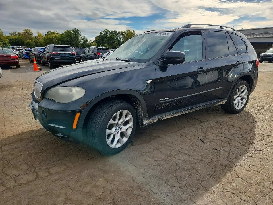 2011 BMW X5 VIN 5UXZV4C55BL738030 фото 1