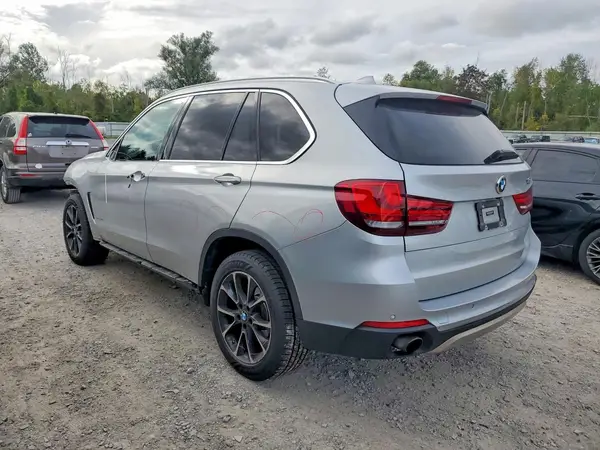 5UXKR0C55G0P30341 — 2016 BMW X5, фото 2 с аукциона Copart 28.09.2026, Передняя часть