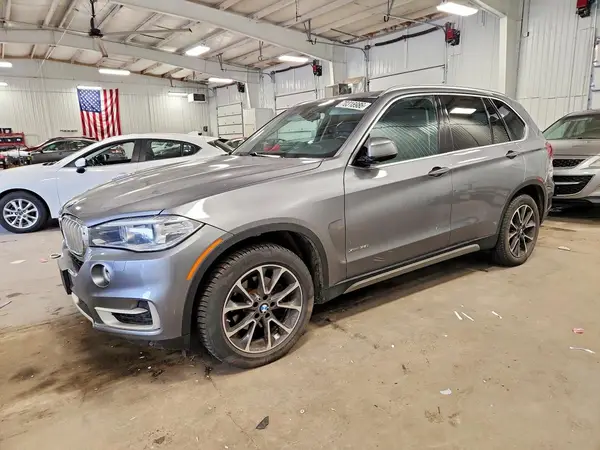 5UXKR0C50G0P34569 — 2016 BMW X5, Подтопление (Water/Flood), фото до ремонта