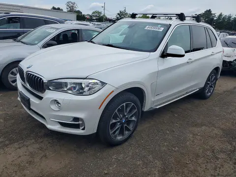 5UXKR0C35H0X82598 — 2017 BMW X5, Подтопление (Water/Flood), фото до ремонта