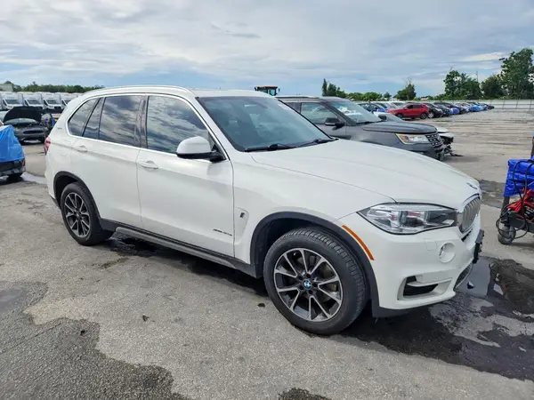 5UXKT0C30H0V97151 — 2017 BMW X5, фото 4 с аукциона Copart, Мелкие вмятины и царапины