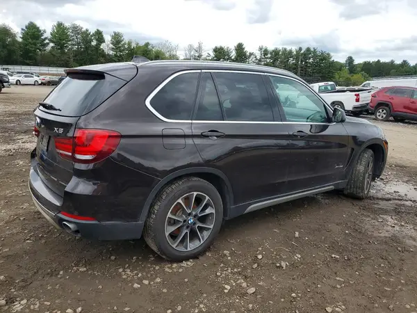 5UXKR0C31H0V82351 — 2017 BMW X5, фото 3 с аукциона Copart, Механические повреждения
