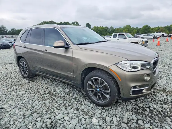 5UXKR0C35H0X79488 — 2017 BMW X5, фото 4 с аукциона Copart 14.10.2026, Передняя часть