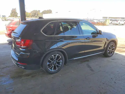 2018 BMW X5 VIN 5UXKT0C59J0W00104 фото 3