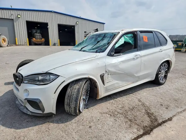 5UXKR0C5XJL071694 — 2018 BMW X5, Передняя часть (Front End), фото до ремонта