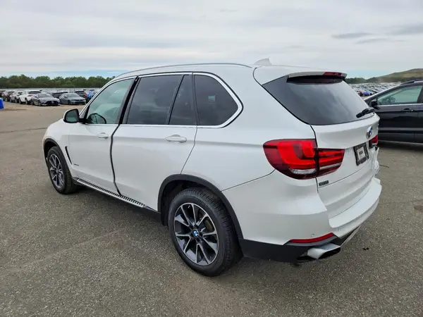 5UXKR0C58JL072892 — 2018 BMW X5, фото 2 с аукциона Copart 02.10.2026, Задняя часть