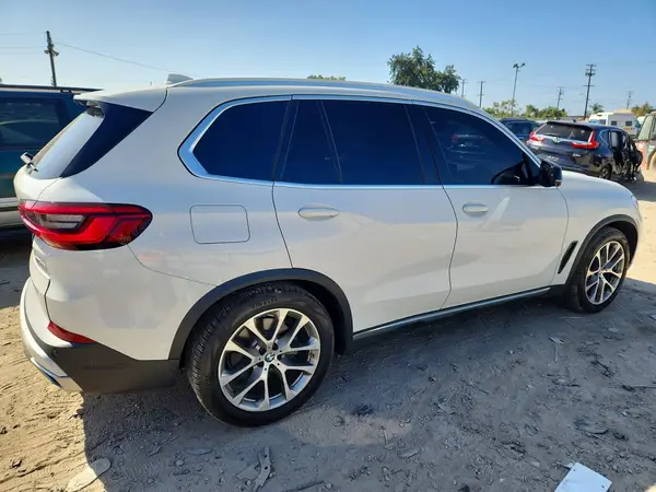5UXCR6C56KLK88863 — 2019 BMW X5, фото 3 с аукциона Copart, Задняя часть