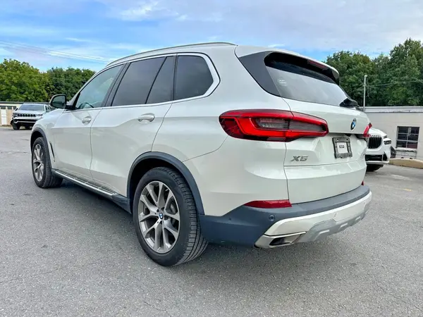 5UXCR6C57KLK81761 — 2019 BMW X5, фото 2 с аукциона Copart 14.10.2026, Мелкие вмятины и царапины