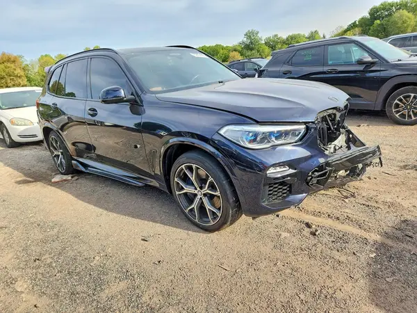 5UXJU2C53KLN65578 — 2019 BMW X5, фото 4 с аукциона Copart 30.09.2026, Передняя часть