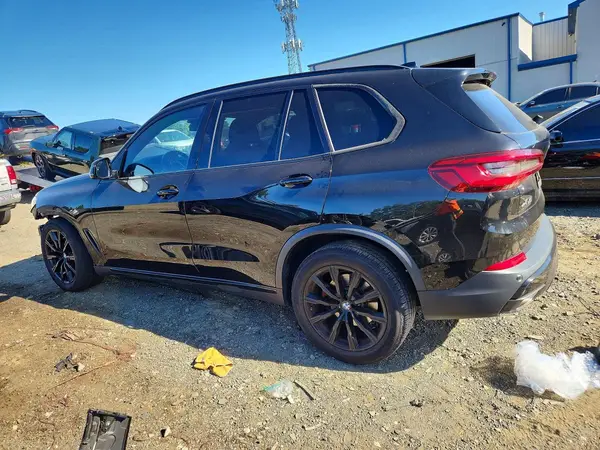 5UXCR6C06L9B79535 — 2020 BMW X5, фото 2 с аукциона Copart, Передняя часть