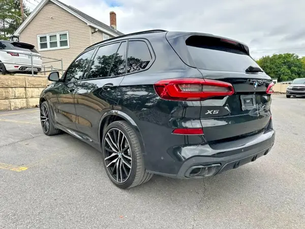 5UXCR4C0XLLT19347 — 2020 BMW X5, фото 2 с аукциона Copart 14.10.2026, Мелкие вмятины и царапины
