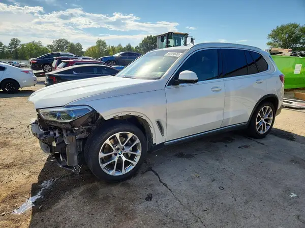 5UXCR4C03M9H71495 — 2021 BMW X5, Передняя часть (Front End), фото до ремонта