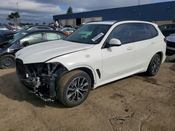 5UXCR6C09M9G64883 — 2021 BMW X5, Передняя часть (Front End), фото до ремонта