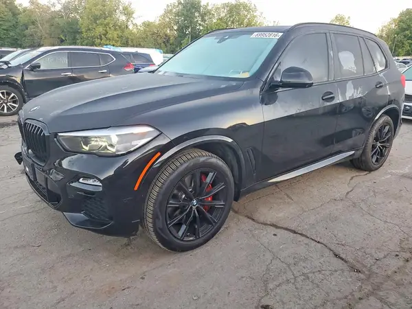 5UXCR6C01M9F45239 — 2021 BMW X5, Боковая часть (Side), фото до ремонта