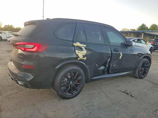 5UXCR6C01M9F45239 — 2021 BMW X5, фото 3 с аукциона Copart, Боковая часть