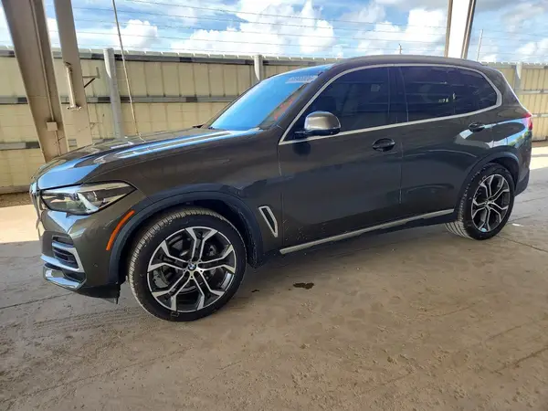 5UXCR4C07N9K03748 — 2022 BMW X5, Мелкие вмятины и царапины (Minor Dent/Scratches), фото до ремонта