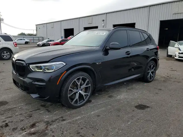 5UXTA6C04P9P33603 — 2023 BMW X5, Вандализм (Vandalism), фото до ремонта