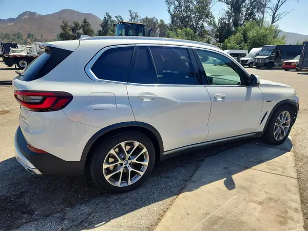 5UXTA6C05P9P57702 — 2023 BMW X5, фото 3 с аукциона Copart, Передняя часть